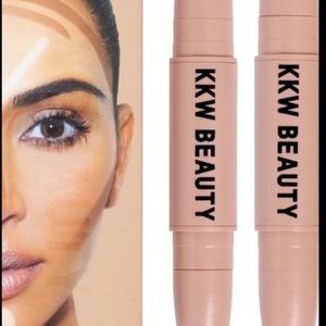 KKW creme contour and highlight set